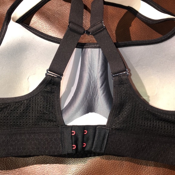 Champion sports bra - Picture 2 of 3